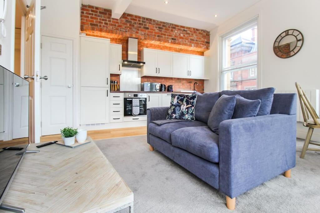 Spacious Centre Lace Market * Nottingham